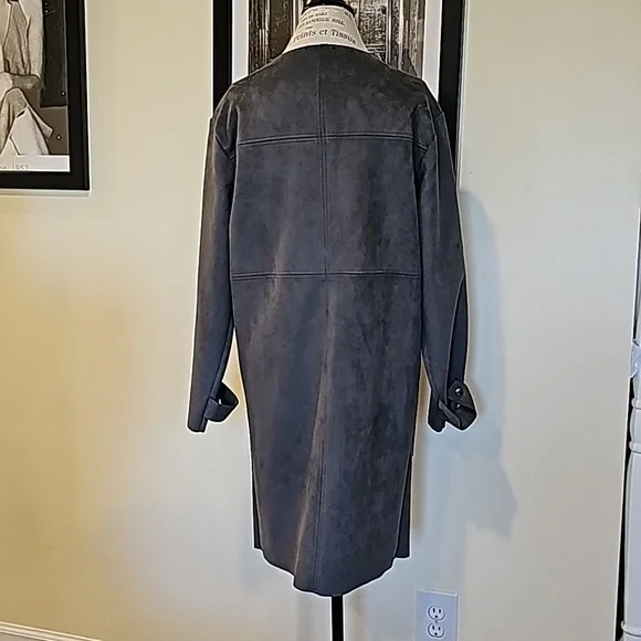 EUC Tahari grey faux leather coat sz M - Picture 3 of 11